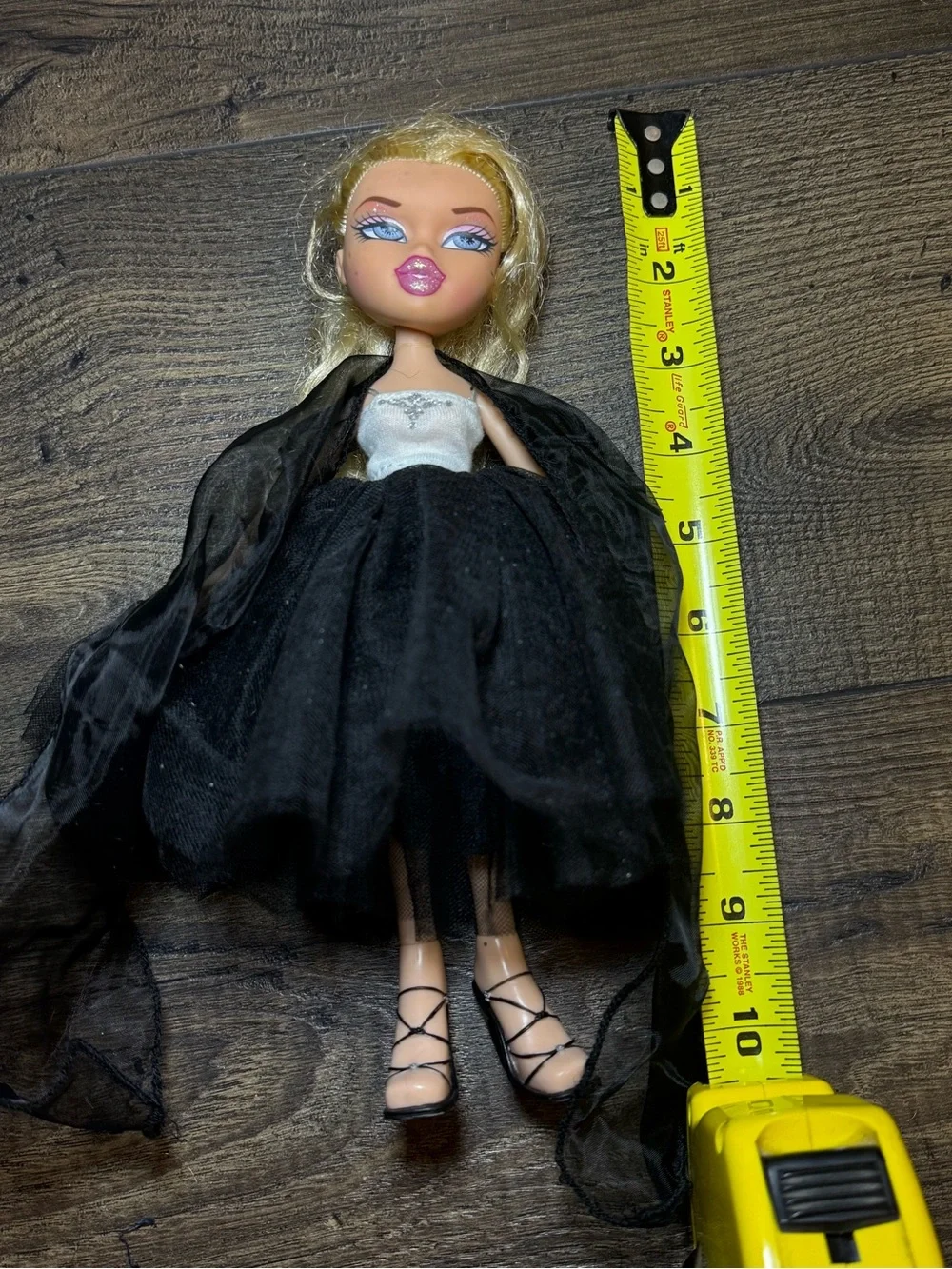 Vintage Bratz 2003 Formal Funk Cloe Doll Limited Edition Prom